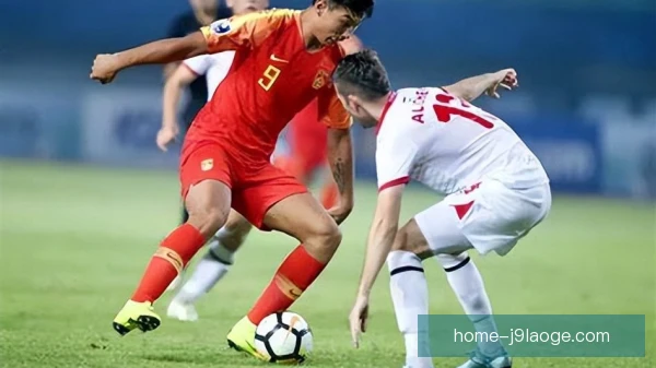 2019年亚洲杯国足0比3负伊朗 三中卫失误暴露临场应对短板
